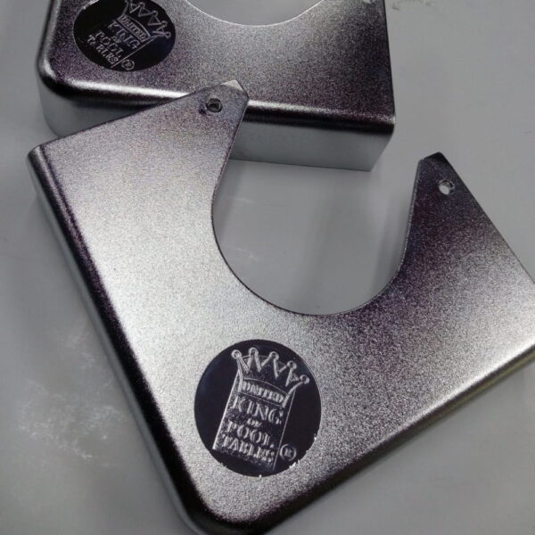 Plastic corner black (Old Cut)