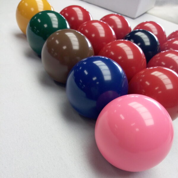 Standard 2in Snooker 17 Balls